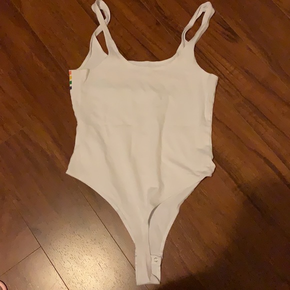 White Garage body suit with rainbow design. Women P/S - Picture 2 of 3